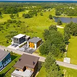 Villa Field Kuressaare