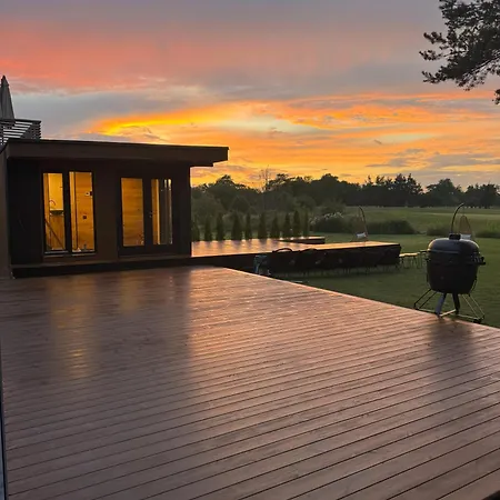 Field Villa *