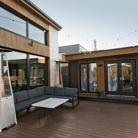 Field Villa *